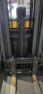 Zeer nette Atlet reachtruck, Zakelijke goederen, Machines en Bouw | Heftrucks en Intern transport, Ophalen, Reachtruck, 1000 tot 2000 kg
