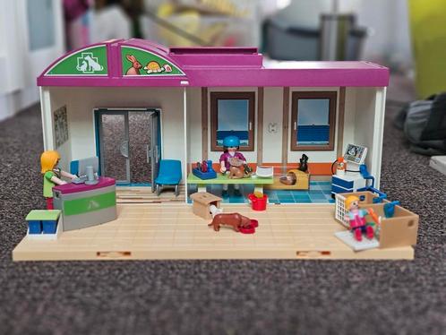 PLAYMOBIL meeneem dierenkliniek - 70146, Kinderen en Baby's, Speelgoed | Playmobil, Zo goed als nieuw, Complete set, Ophalen of Verzenden