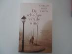 carlos ruiz zafon  -  de schaduw van de wind, Ophalen of Verzenden, Zo goed als nieuw, Nederland