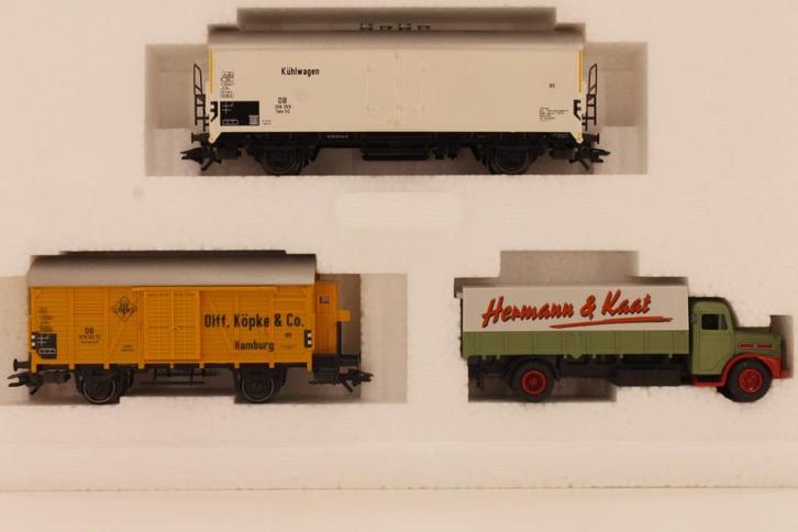 Marklin 47904 HO Wagenset "Koloniale waren", Hobby en Vrije tijd, Modeltreinen | H0, Zo goed als nieuw, Treinset, Wisselstroom