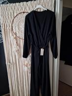 Nieuwe jumpsuit maat 46 + oorbellen, Kleding | Dames, Grote Maten, Ophalen of Verzenden, Nieuw, Zwart
