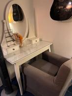 Toilettafel prachtig tafel met spiegel Dressing Table IKEA, Huis en Inrichting, Tafels | Kaptafels, Ophalen, Gebruikt, 50 tot 100 cm