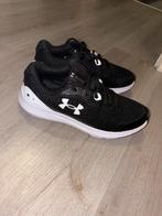 Under armour schoenen maat 38, Ophalen of Verzenden, Zo goed als nieuw, Zwart, Sneakers of Gympen