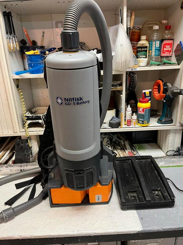 Nilfisk Accu Stofzuiger GD5 - Rugzakmodel, Witgoed en Apparatuur, Stofzuigers, Gebruikt, Stofzuiger, Stofzak, Ophalen