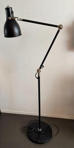 ARÖD Staande Lamp Zwart Ikea, Huis en Inrichting, Lampen | Vloerlampen, Ophalen of Verzenden, Zo goed als nieuw, Metaal, 150 tot 200 cm