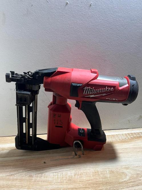 Milwaukee m18 tacker, Doe-het-zelf en Verbouw, Gereedschap | Handgereedschap, Gebruikt, Ophalen