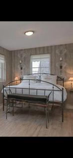 Bed met elektrisch beweegbare bodem, Huis en Inrichting, Ophalen, Verstelbaar, Bruin, Tweepersoons