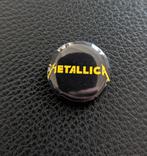 Metallica Band Button Speld Pin - Zwart en Geel, Ophalen of Verzenden, Nieuw
