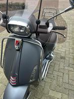 Vespa Sprint 2017 Mat Grijs, Fietsen en Brommers, Scooters | Vespa, Ophalen, Vespa S, Zo goed als nieuw, Benzine