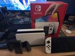 Nintendo Switch OLED + Accessoires, Spelcomputers en Games, Games | Nintendo Switch, Ophalen, Online, Overige genres, 1 speler