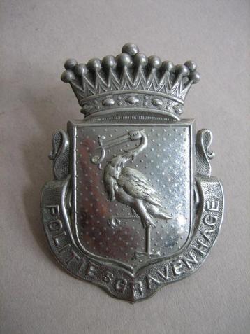 Oud embleem helm politie gemeente 's-Gravenhage uniform beschikbaar voor biedingen