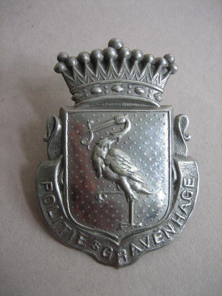 Oud embleem helm politie gemeente 's-Gravenhage uniform, Antiek en Kunst, Antiek | Overige Antiek, Ophalen of Verzenden