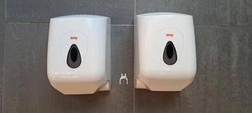 Jantex center feed handdoekdispensers (2 stuks) beschikbaar voor biedingen