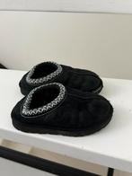 Kinder uggs, Ophalen of Verzenden, Zo goed als nieuw, Jongetje of Meisje, Schoentjes