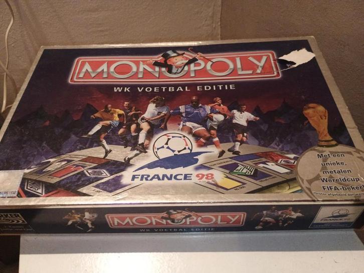 Monopoly WK Voetbal Editie France '98, Hobby en Vrije tijd, Gezelschapsspellen | Bordspellen, Gebruikt, Drie of vier spelers, Vijf spelers of meer