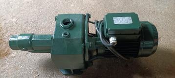 sear m/150 waterpomp beschikbaar voor biedingen