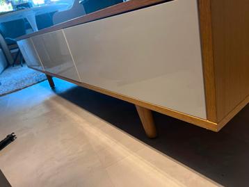 Stijlvol TV Meubel - Modern Design beschikbaar voor biedingen