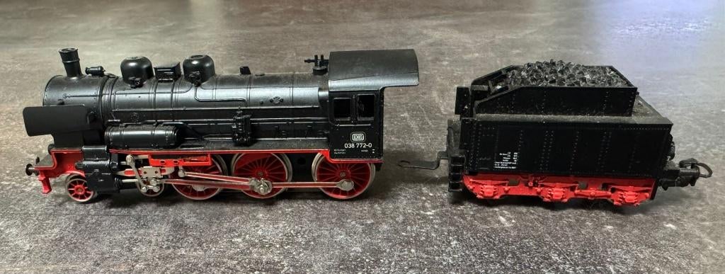 Märklin HO 3099 met Tender, Hobby en Vrije tijd, Modeltreinen | H0, Gebruikt, Locomotief, Wisselstroom, Märklin, Analoog, Ophalen of Verzenden