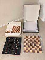 Umbra Wobble Schaken Set - Ongebruikt&Nieuw in Doos, Ophalen of Verzenden, Nieuw