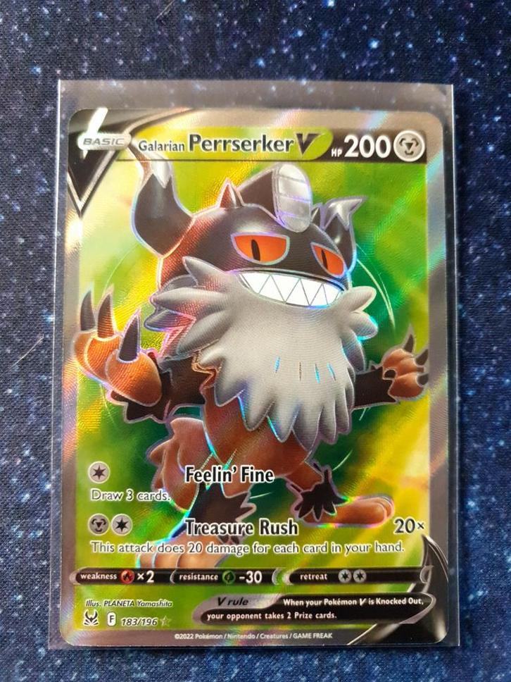 Pokémon kaart Galarian Perrserker V #183 Lost Origin, Hobby en Vrije tijd, Verzamelkaartspellen | Pokémon, Zo goed als nieuw, Losse kaart