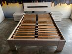 Bed, nachtkastjes en kast, Ophalen, Wit, Tweepersoons, 140 cm
