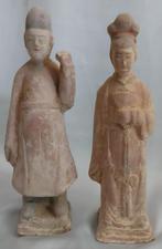 2 Chinese Mingquis - Aardewerk - Ming Dynasty, Antiek en Kunst, Antiek | Keramiek en Aardewerk, Ophalen