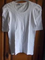 Een wit shirt met leuke mouwen in maat 176., Kinderen en Baby's, Kinderkleding | Maat 176, Ophalen, New Basic, Meisje, Shirt of Longsleeve