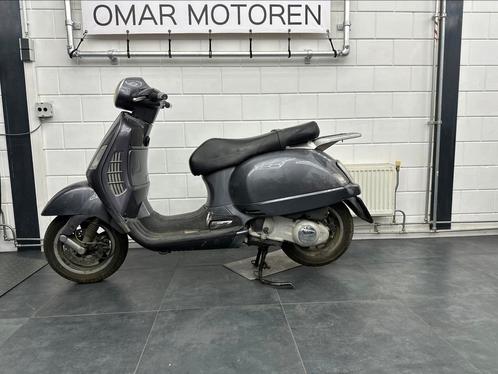 Vespa GT 200cc 125cc 180cc, Motoren, Motoren | Overige merken, Bedrijf, Scooter, 12 t/m 35 kW, 1 cilinder, Ophalen of Verzenden