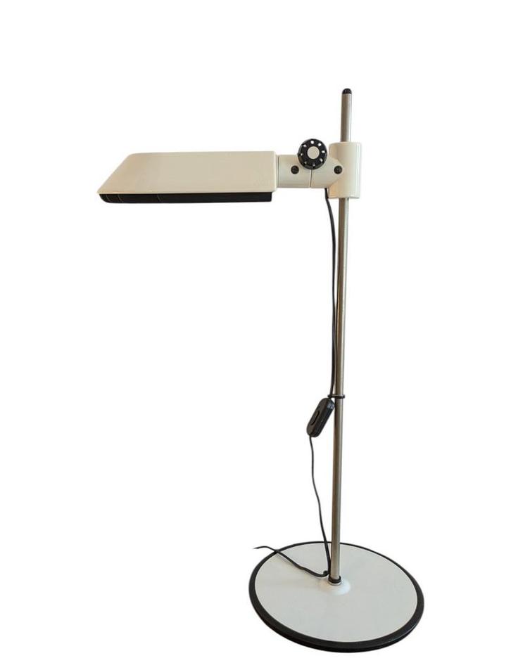 Vintage lamp Zweeds merk A/E design model Fagerhults, Huis en Inrichting, Lampen | Tafellampen, Zo goed als nieuw, Minder dan 50 cm