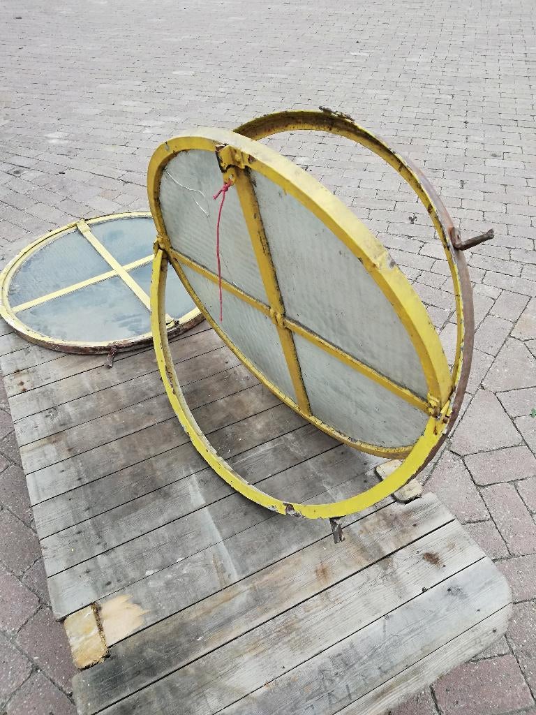6 stuks antieke ronde ijzeren kantelramen, 78 cm, Ophalen, Gebruikt, Minder dan 80 cm, Minder dan 80 cm