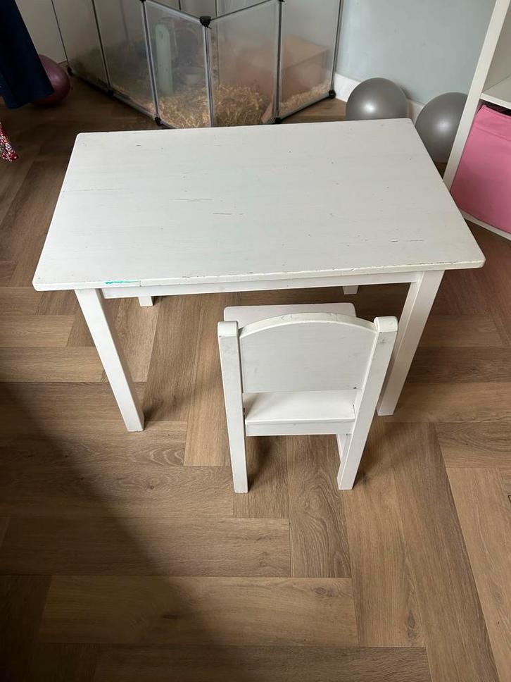 Ikea kinder tafeltje met stoeltje, Kinderen en Baby's, Kinderkamer | Tafels en Stoelen, Gebruikt, Tafel(s) en Stoel(en), Ophalen
