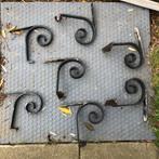 7 zware stalen haken /poten /steunen, Ophalen of Verzenden, Gebruikt