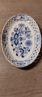 Hutschenreuther Zwiebelmuster schaaltje., Huis en Inrichting, Keuken | Servies, Ophalen of Verzenden, Overige stijlen, Porselein