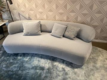 Moroso Gogan bank showroommodel beschikbaar voor biedingen