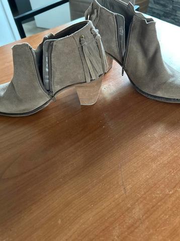 Bugatti Suède Enkel Laarsjes - Maat 41 - Nieuw beschikbaar voor biedingen