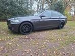 BMW 5-Serie 3.0 I 528i AUT 2010 Grijs n53, Auto's, BMW, Achterwielaandrijving, Zwart, 2996 cc, Leder