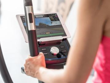 Flow Fitness Perform X2i Crosstrainer – Slechts 1 jaar oud beschikbaar voor biedingen