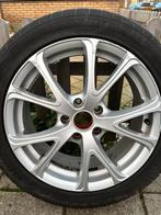 Zomerbanden op sportvelgen 225/45/17, Beige, 4 cilinders, Bruin, 122 pk