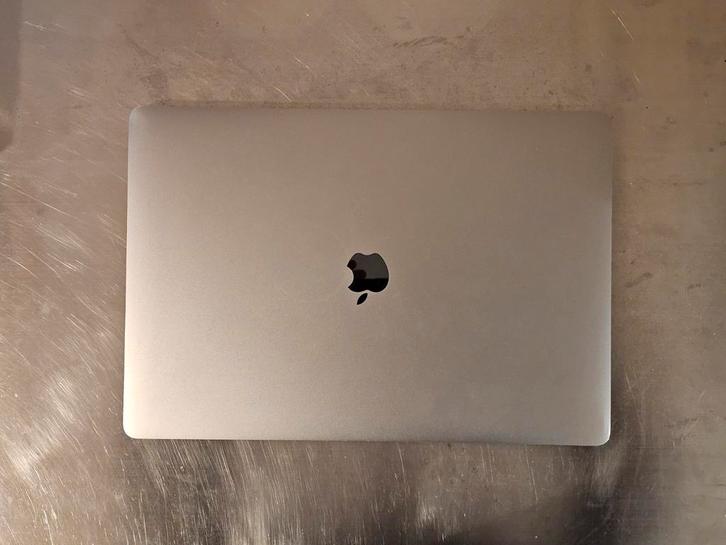 MacBook Pro 16" 2019 (Defect) + Brydge Verticale Stand, Computers en Software, Apple Macbooks, Niet werkend, MacBook Pro, 16 inch