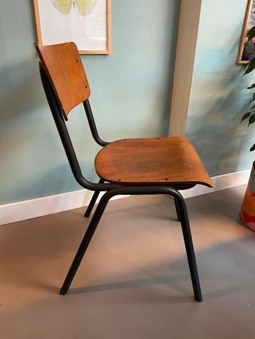 Schoolstoel - Hout & Metaal beschikbaar voor biedingen