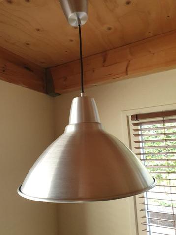 Hanglampen, rond, aluminium beschikbaar voor biedingen