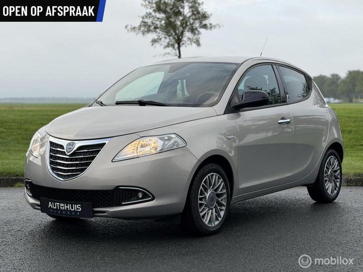Lancia Ypsilon 0.9 TwinAir Nieuwe APK, Auto's, Lancia, Bedrijf, Te koop, Ypsilon, ABS, Airbags, Airconditioning, Alarm, Centrale vergrendeling
