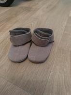 Lodger slofjes baby - suede leer - grijs, Ophalen of Verzenden, Zo goed als nieuw, Jongetje of Meisje, Slofjes