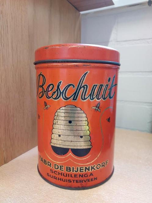 Oud beschuitblik van de Friese firma De Bijenkorf, Verzamelen, Blikken, Gebruikt, Beschuit, Overige merken, Ophalen of Verzenden