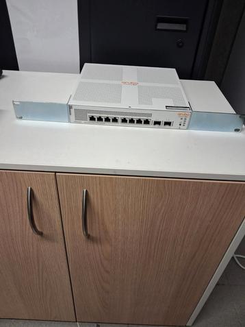 Aruba 1930 8p PoE switch beschikbaar voor biedingen