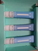 NAIF gezichtsverzorgingset - Dag-, nachtcrème & scrub, Ophalen of Verzenden