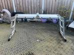 Altrex vouwladder met staplateau, Ophalen, Zo goed als nieuw, 2 tot 4 meter