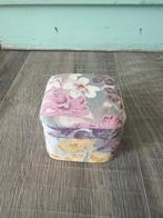 Vintage brocante Frans stoffen sieradendoosje doosje bakje, Antiek en Kunst, Curiosa en Brocante, Ophalen of Verzenden