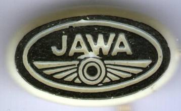 JAWA zwart op wit plastic bromfiets speldje ( G_063 ) beschikbaar voor biedingen