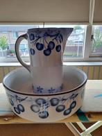 Lampetstel Roomwit Kan, Waskom en zeepdoos met Blauwe ing, Huis en Inrichting, Keuken | Servies, Ophalen of Verzenden, Glas, Overige stijlen